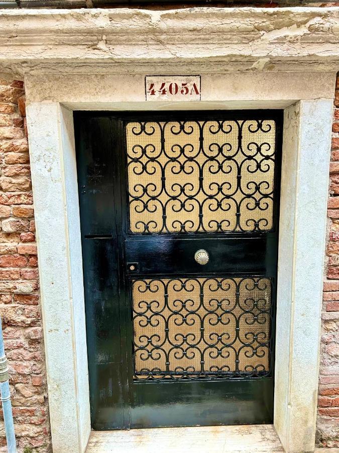 Central Flat Romantic Domus Remedio Venecia Exterior foto
