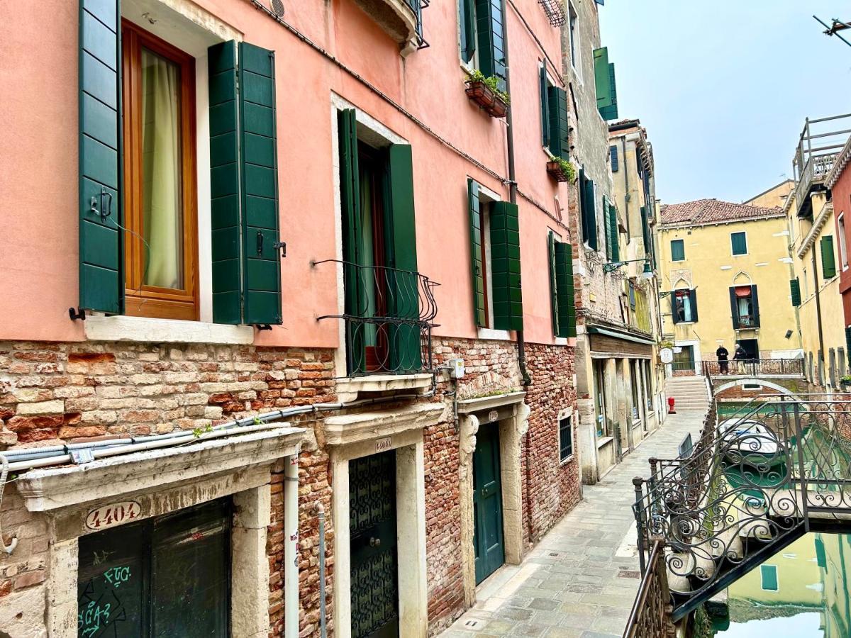 Central Flat Romantic Domus Remedio Venecia Exterior foto