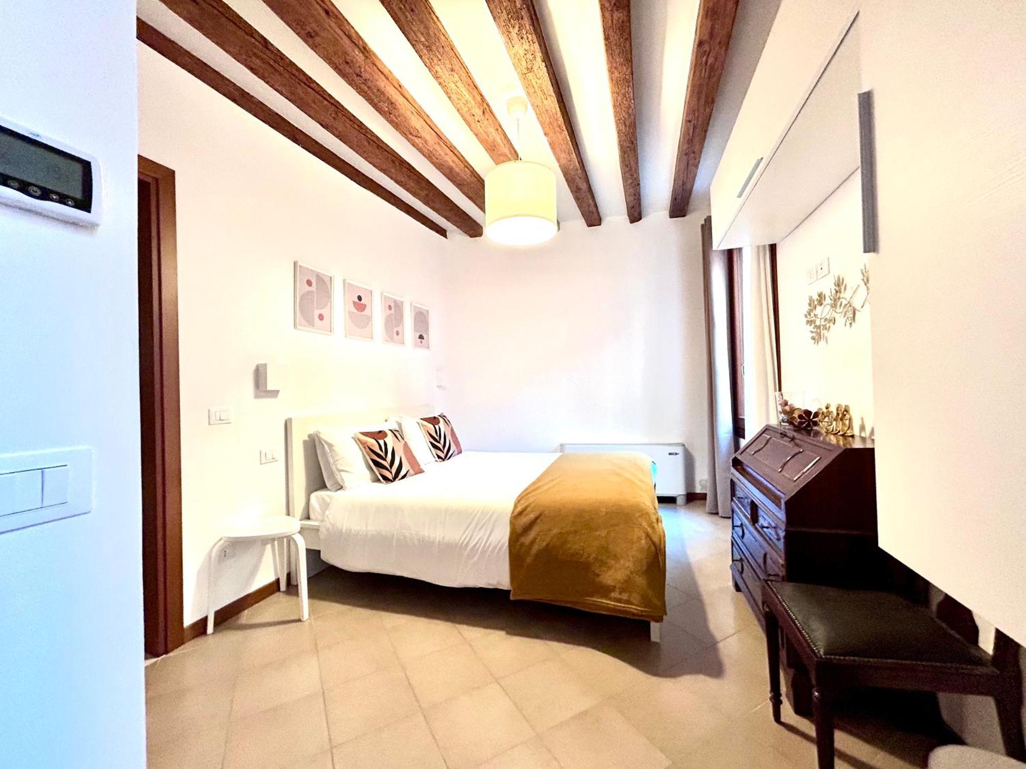 Central Flat Romantic Domus Remedio Venecia Exterior foto